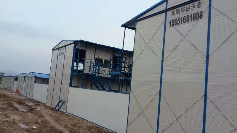 南京東順鋼結(jié)構(gòu)活動房集裝箱廠 現(xiàn)代化靈活建筑解決方案